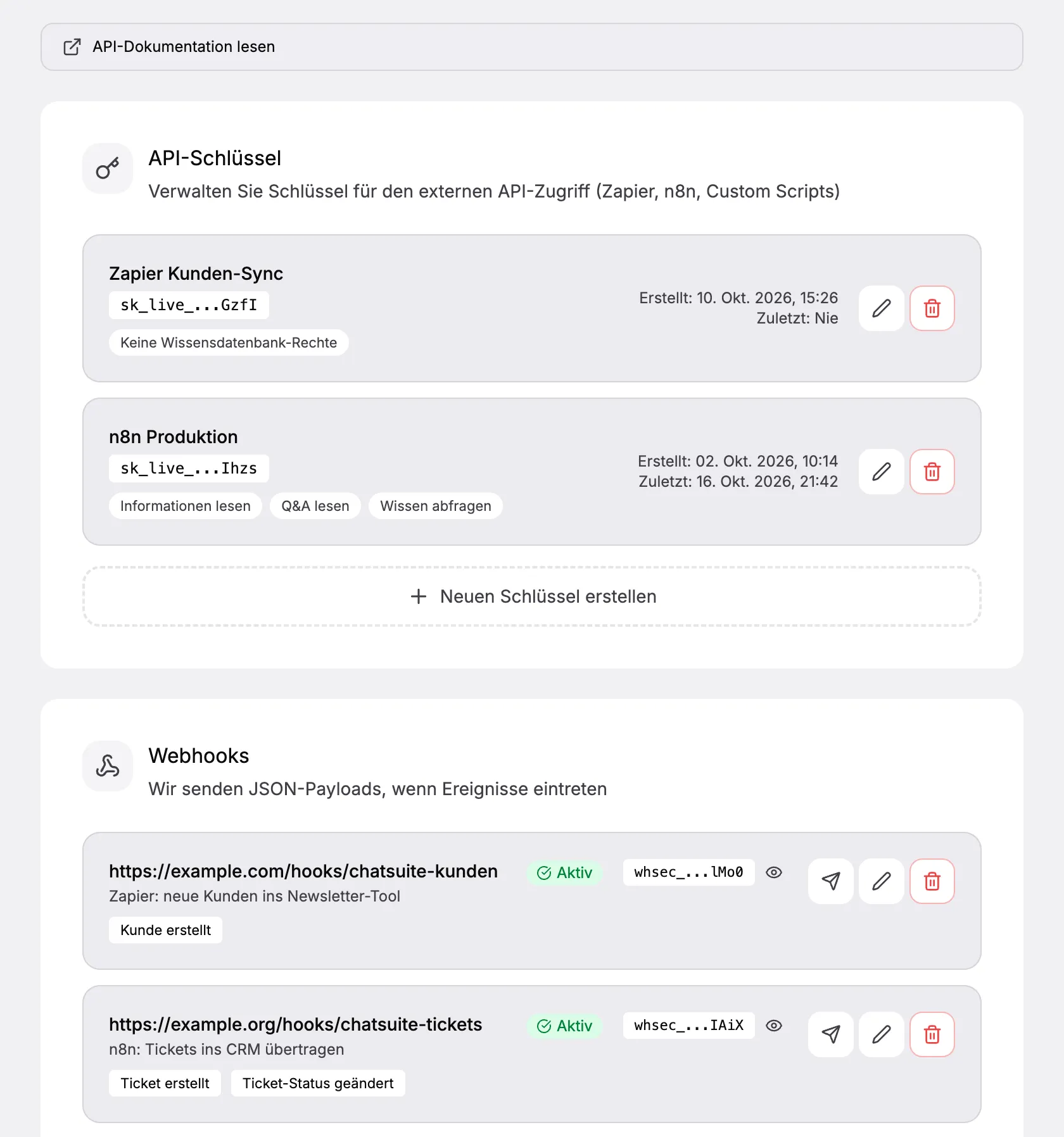 Einstellungen API: zwei API-Schlüssel mit Rechten und Nutzung, darunter zwei Webhooks mit Adresse, Status und ausgewählten Ereignissen